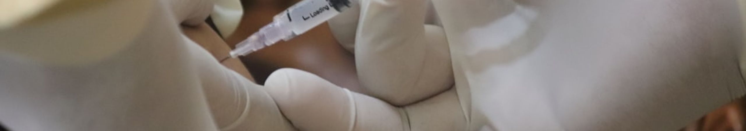 featured 1758412860.164704 e09c5bd7 Keratin Treatments and Frizz Control